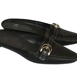 Women's Stuart Weitzman Black Leather Buckle Mule 7W